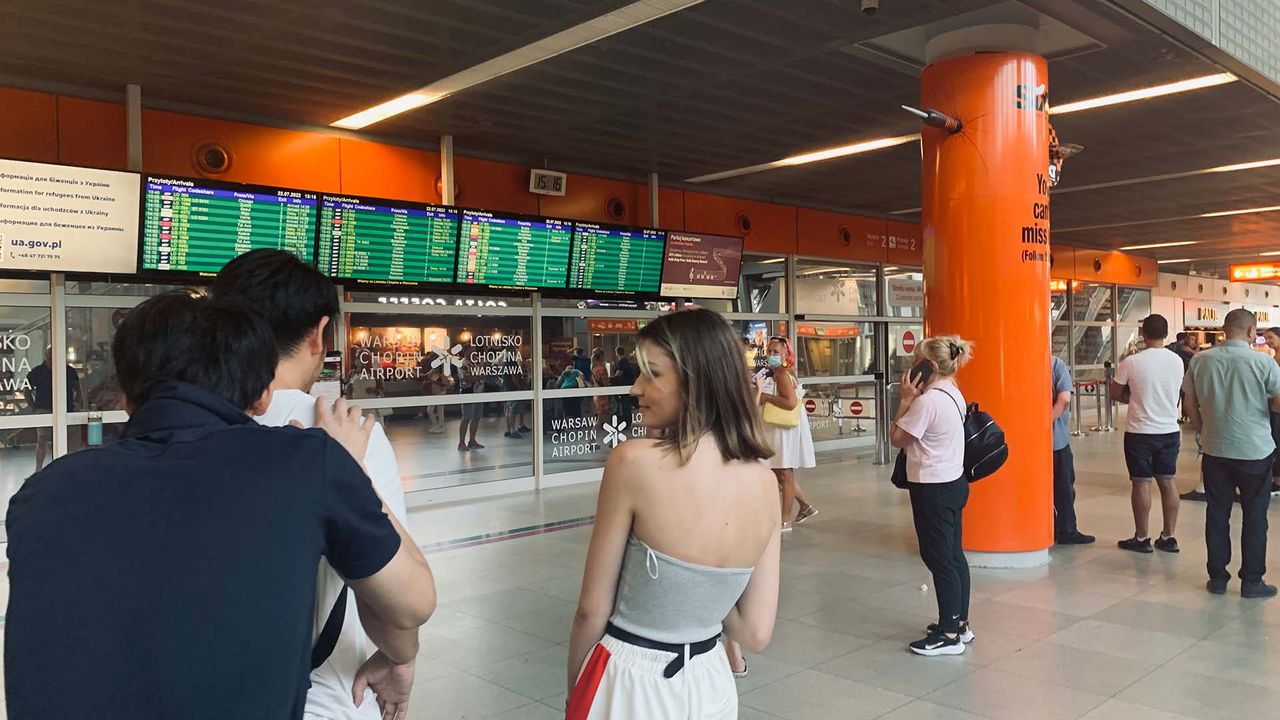 Chaos na lotniskach. Czy leci z nami pilot?